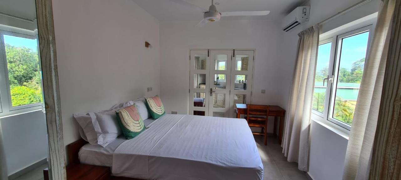Harmony Self-Catering Apartments Beau Vallon  Dış mekan fotoğraf